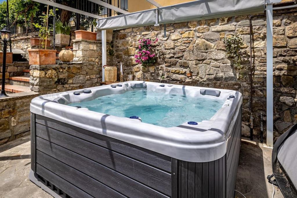 Luxury Limonaia With Jacuzzi Near Florence San Jacopo al Girone Экстерьер фото